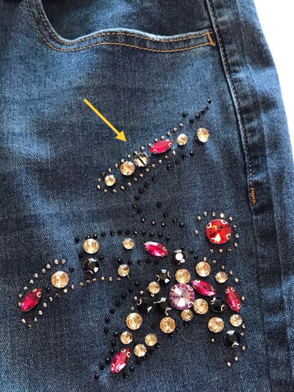 C EST. 1946 Denim colorfully rhinestoned straight legged jeans (14P) —SMALL FLAW - Picture 13 of 16